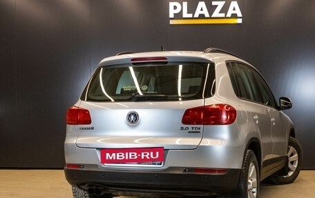 Volkswagen Tiguan I, 2013 год, 999 000 рублей, 3 фотография