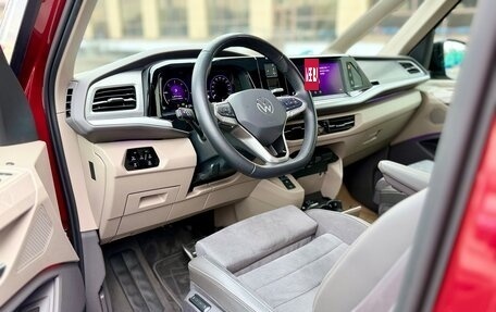 Volkswagen Multivan, 2024 год, 7 350 000 рублей, 12 фотография