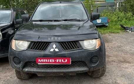 Mitsubishi L200 IV рестайлинг, 2008 год, 700 000 рублей, 1 фотография