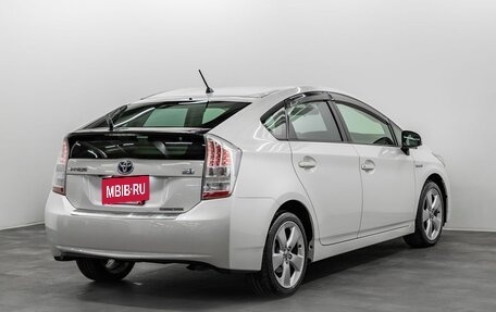 Toyota Prius, 2010 год, 1 000 000 рублей, 4 фотография