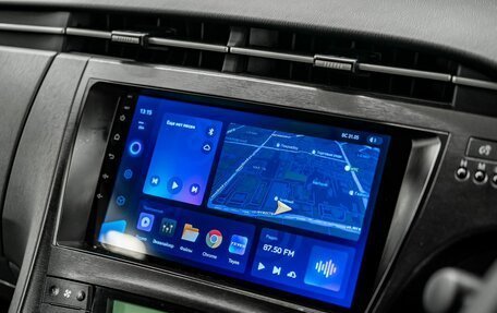 Toyota Prius, 2010 год, 1 000 000 рублей, 13 фотография