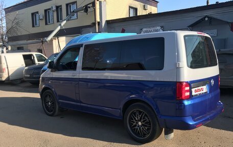Volkswagen Transporter T5 рестайлинг, 2012 год, 1 000 000 рублей, 2 фотография