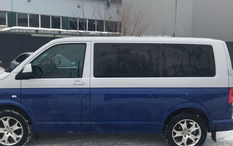 Volkswagen Transporter T5 рестайлинг, 2012 год, 1 000 000 рублей, 4 фотография