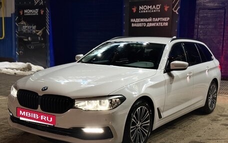 BMW 5 серия, 2018 год, 2 700 000 рублей, 2 фотография
