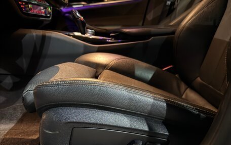 BMW 5 серия, 2018 год, 2 700 000 рублей, 13 фотография