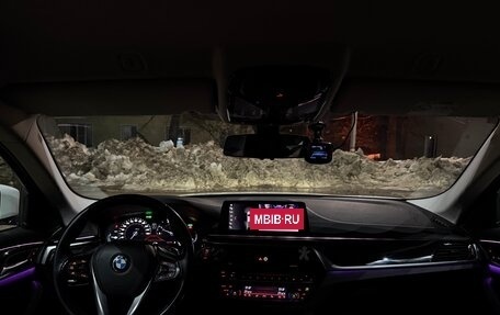 BMW 5 серия, 2018 год, 2 700 000 рублей, 19 фотография