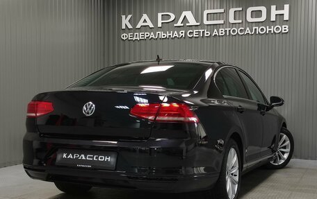 Volkswagen Passat B8 рестайлинг, 2017 год, 1 540 000 рублей, 2 фотография