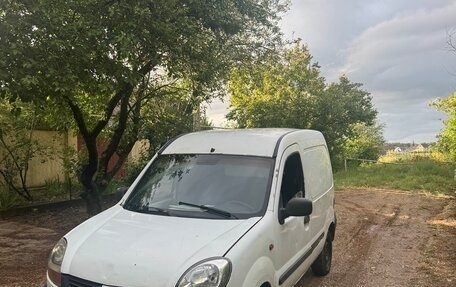 Renault Kangoo II рестайлинг, 2005 год, 340 000 рублей, 2 фотография