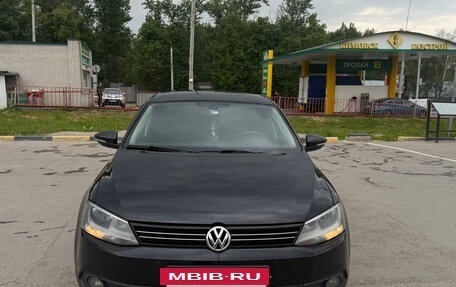 Volkswagen Jetta VI, 2012 год, 825 000 рублей, 6 фотография