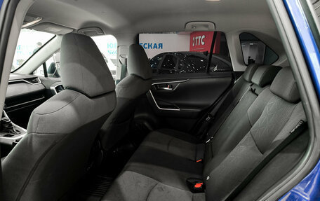Toyota RAV4, 2021 год, 3 250 000 рублей, 15 фотография