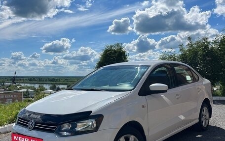 Volkswagen Polo VI (EU Market), 2011 год, 680 000 рублей, 3 фотография