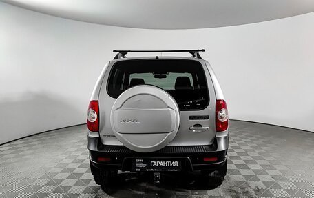 Chevrolet Niva I рестайлинг, 2018 год, 900 000 рублей, 7 фотография
