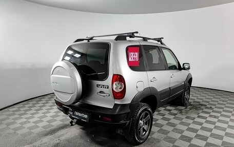 Chevrolet Niva I рестайлинг, 2018 год, 900 000 рублей, 6 фотография