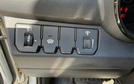 KIA Rio II, 2011 год, 760 000 рублей, 9 фотография