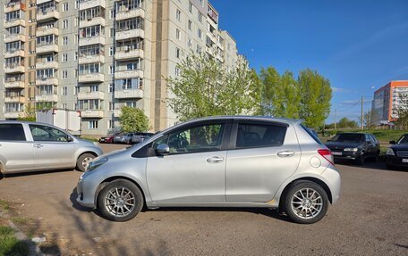 Toyota Vitz, 2013 год, 650 000 рублей, 5 фотография