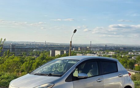 Toyota Vitz, 2013 год, 650 000 рублей, 17 фотография