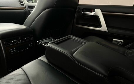 Toyota Land Cruiser 200, 2015 год, 5 449 000 рублей, 16 фотография