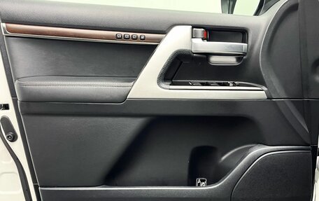Toyota Land Cruiser 200, 2015 год, 5 449 000 рублей, 18 фотография