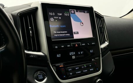 Toyota Land Cruiser 200, 2015 год, 5 449 000 рублей, 25 фотография