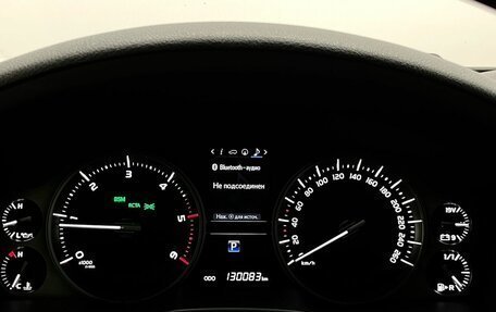 Toyota Land Cruiser 200, 2015 год, 5 449 000 рублей, 30 фотография