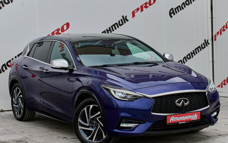Infiniti Q30, 2017 год, 2 359 000 рублей, 3 фотография