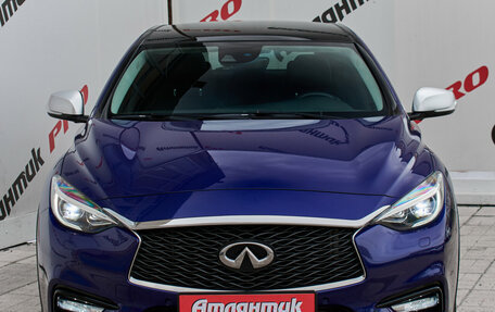 Infiniti Q30, 2017 год, 2 359 000 рублей, 2 фотография