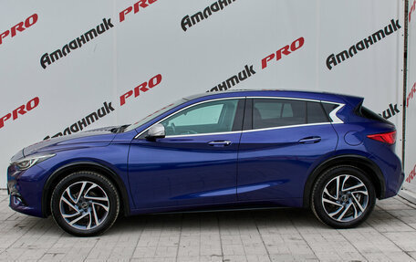 Infiniti Q30, 2017 год, 2 359 000 рублей, 7 фотография