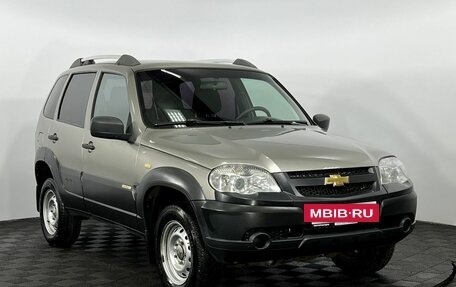 Chevrolet Niva I рестайлинг, 2017 год, 745 000 рублей, 4 фотография
