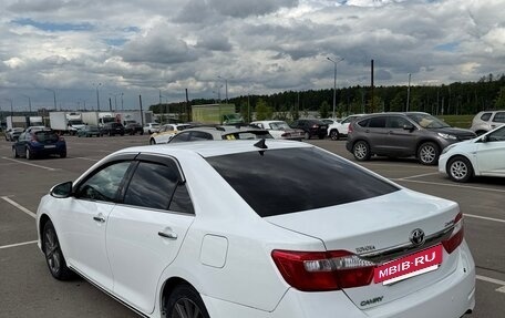 Toyota Camry, 2013 год, 1 390 000 рублей, 5 фотография