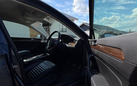 Volkswagen Passat B8 рестайлинг, 2015 год, 1 800 000 рублей, 5 фотография