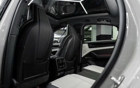 Porsche Cayenne III, 2026 год, 18 490 000 рублей, 19 фотография