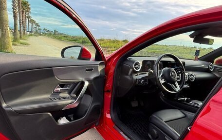 Mercedes-Benz A-Класс, 2019 год, 2 201 695 рублей, 6 фотография