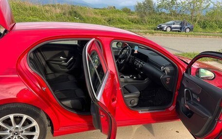 Mercedes-Benz A-Класс, 2019 год, 2 201 695 рублей, 13 фотография