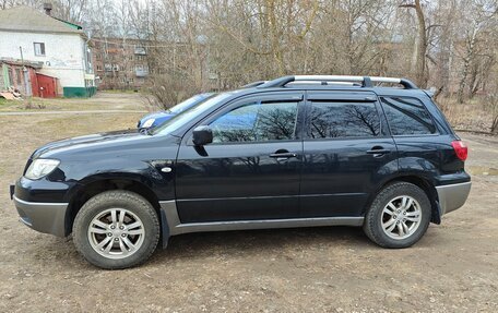Mitsubishi Outlander III рестайлинг 3, 2007 год, 690 000 рублей, 3 фотография