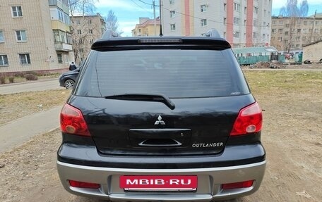 Mitsubishi Outlander III рестайлинг 3, 2007 год, 690 000 рублей, 7 фотография