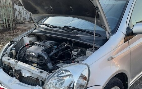 Toyota Yaris I рестайлинг, 2003 год, 385 000 рублей, 4 фотография
