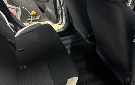 Nissan Note II рестайлинг, 2017 год, 890 000 рублей, 22 фотография