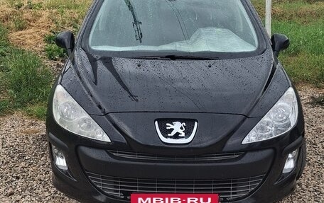 Peugeot 308 II, 2011 год, 525 000 рублей, 3 фотография