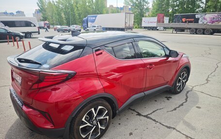Toyota C-HR I рестайлинг, 2020 год, 2 450 000 рублей, 4 фотография
