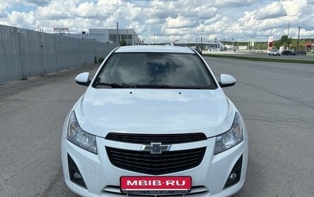 Chevrolet Cruze II, 2014 год, 656 000 рублей, 3 фотография