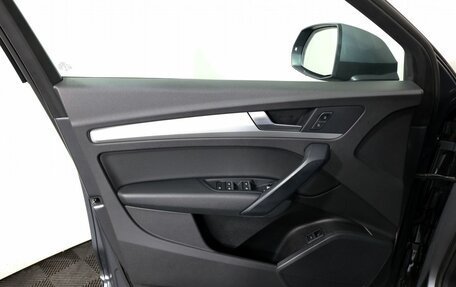 Audi Q5, 2019 год, 2 380 000 рублей, 8 фотография