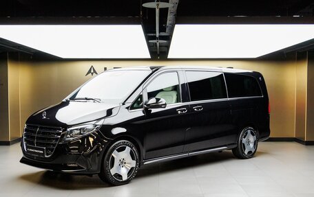 Mercedes-Benz V-Класс, 2025 год, 34 600 000 рублей, 2 фотография