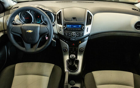 Chevrolet Cruze II, 2013 год, 789 000 рублей, 5 фотография