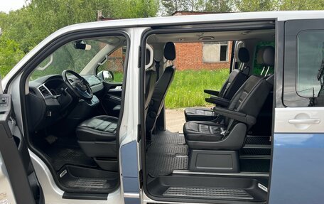 Volkswagen Multivan T6 рестайлинг, 2018 год, 3 555 000 рублей, 6 фотография