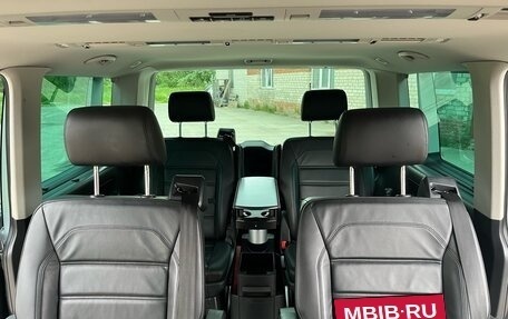 Volkswagen Multivan T6 рестайлинг, 2018 год, 3 555 000 рублей, 29 фотография
