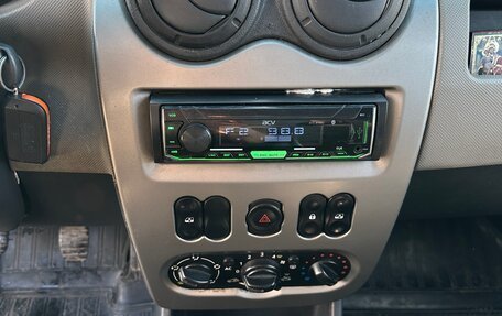 Renault Logan I, 2012 год, 650 000 рублей, 17 фотография
