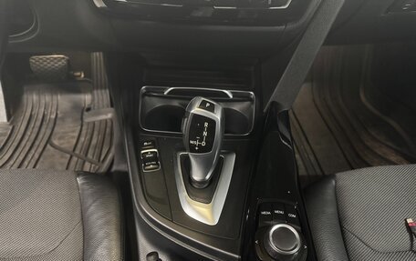 BMW 3 серия, 2017 год, 1 850 000 рублей, 12 фотография