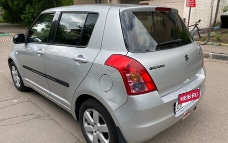 Suzuki Swift III, 2010 год, 680 000 рублей, 5 фотография