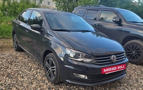 Volkswagen Polo VI (EU Market), 2016 год, 998 000 рублей, 2 фотография