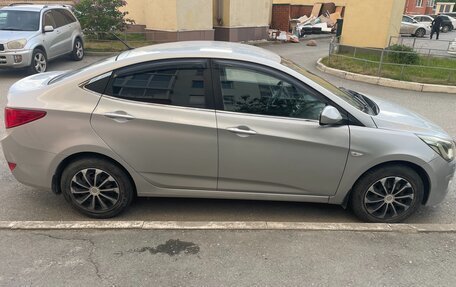 Hyundai Solaris II рестайлинг, 2016 год, 985 000 рублей, 1 фотография